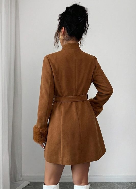 جاكيت جوخ بفرو – شتوي أنيق